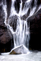 Triangle Falls Barnafoss P 3727